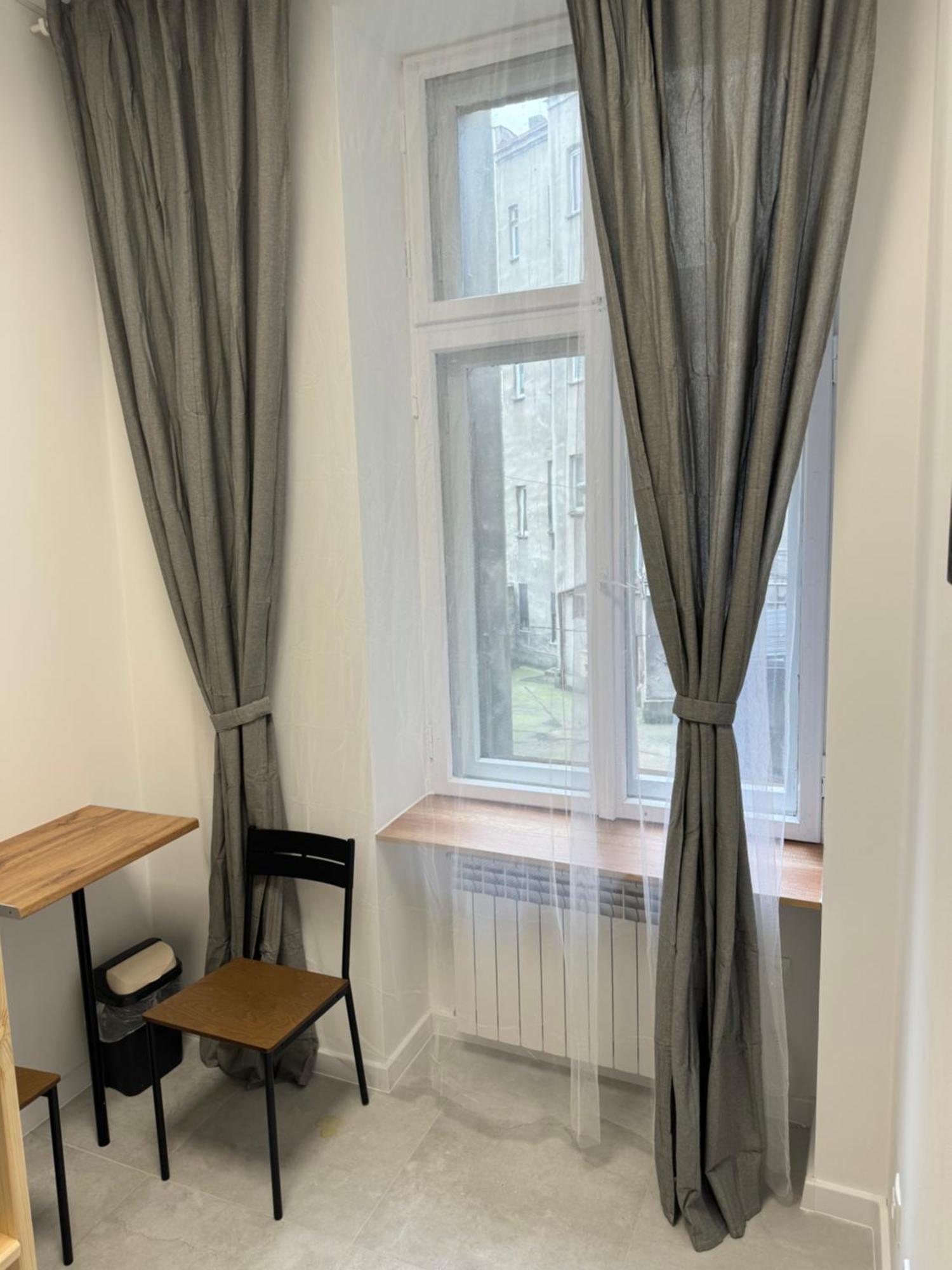 Green Hostel Katowice - 24H Parking Экстерьер фото