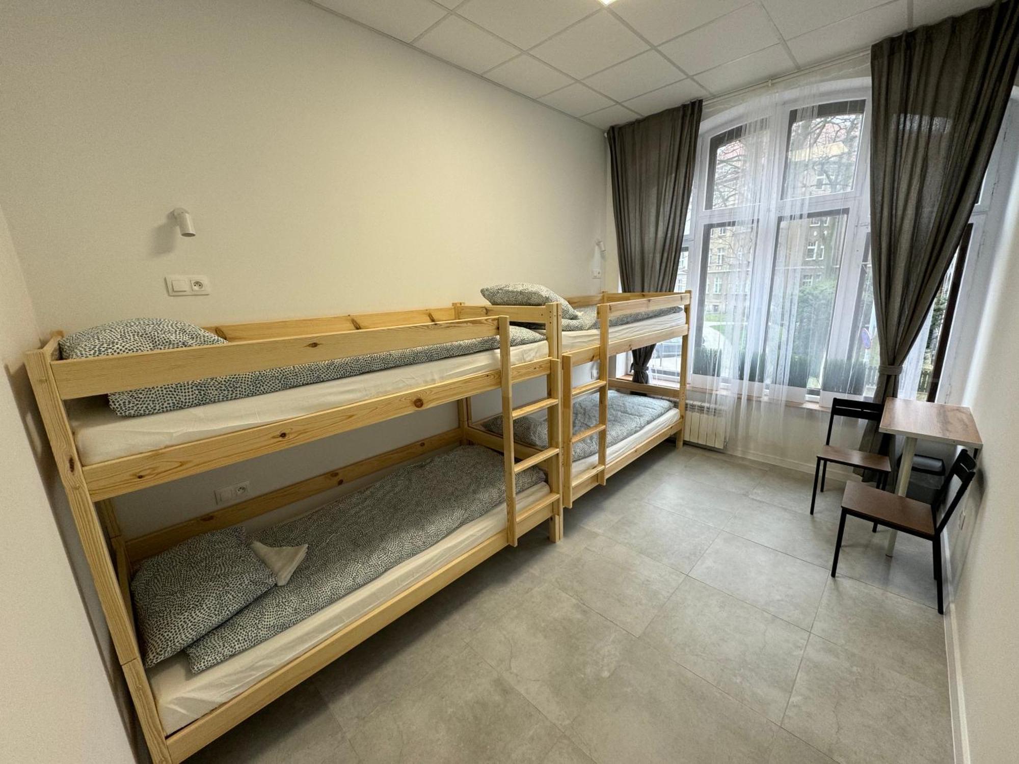 Green Hostel Katowice - 24H Parking Экстерьер фото