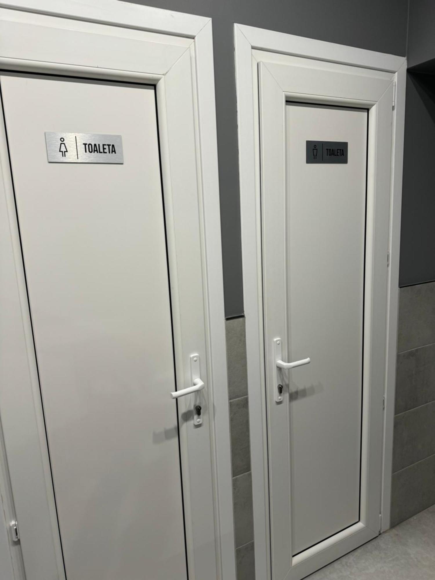 Green Hostel Katowice - 24H Parking Экстерьер фото