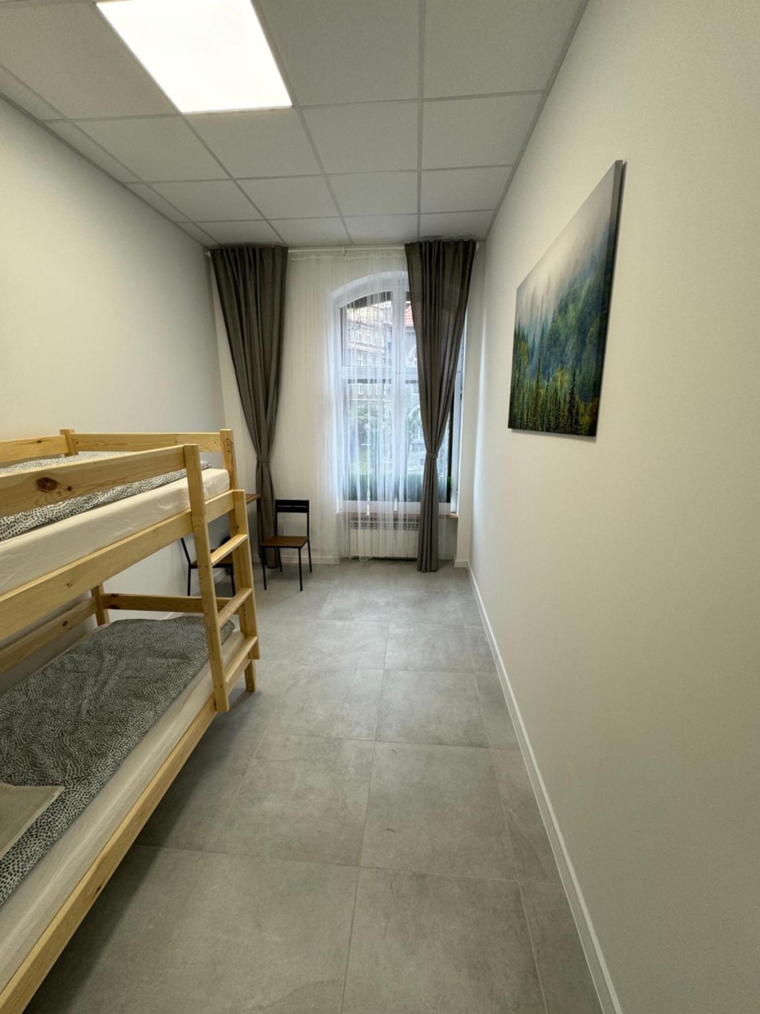 Green Hostel Katowice - 24H Parking Экстерьер фото